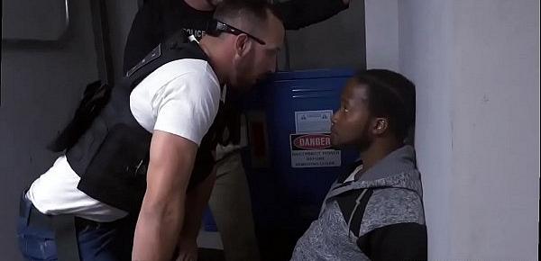  Gay police xxx and kissing porn first time Purse thief becomes ass